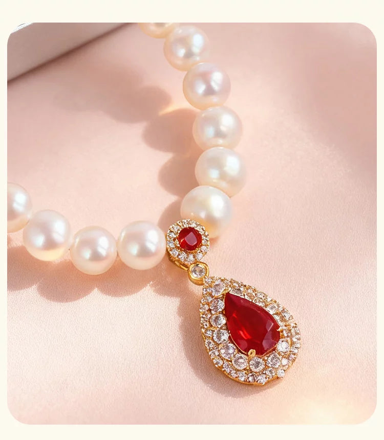 Freshwater pearl necklace with luxurious imitation ruby