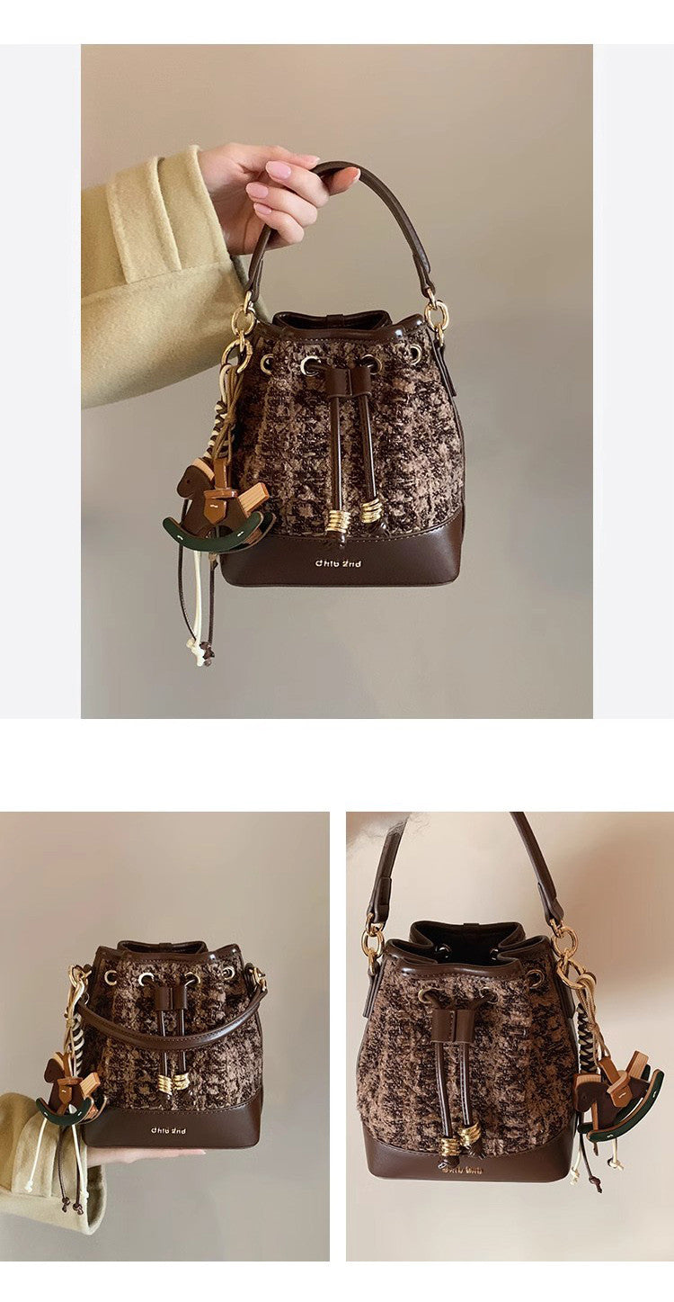 Lingge Chain Single Shoulder Women's Bag