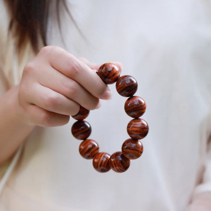 Men's premium agarwood bracelet