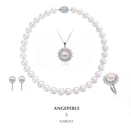 White Pearl Necklace