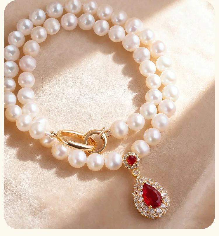 Freshwater pearl necklace with luxurious imitation ruby