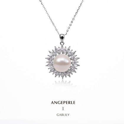 White Pearl Necklace